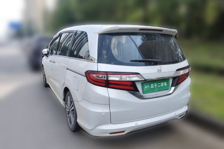 Used Honda Odyssey 2018 2.4L Luxury Edition Rear Left 45 Deg