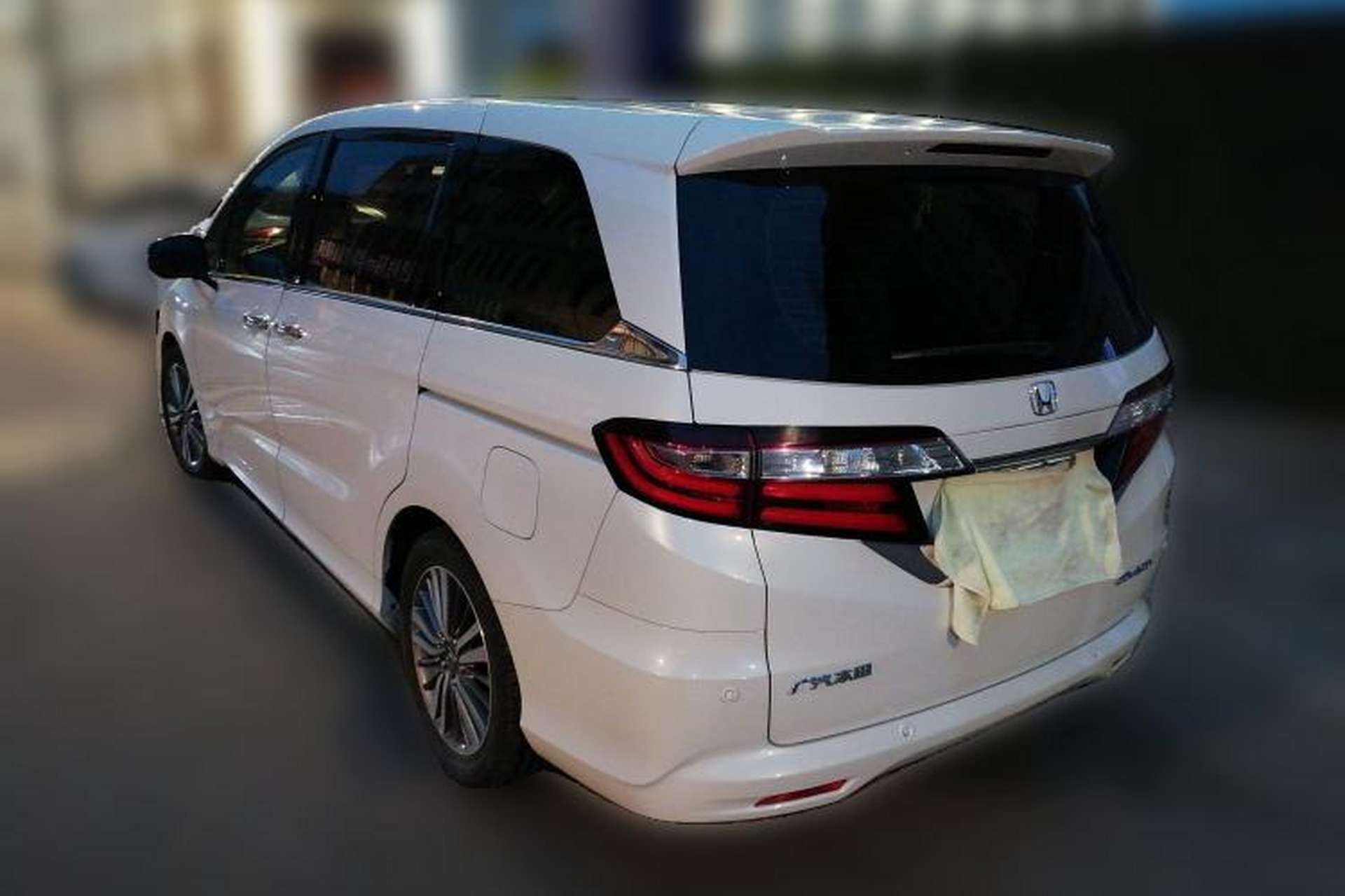 Used Honda Odyssey 2018 2.4L Luxury Edition Rear Left 45 Deg