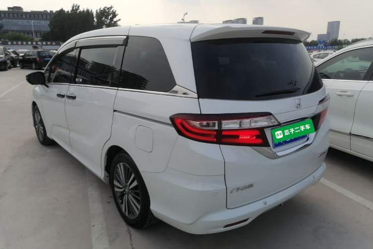 Used Honda Odyssey 2018 2.4L Smart Edition Rear Left 45 Deg