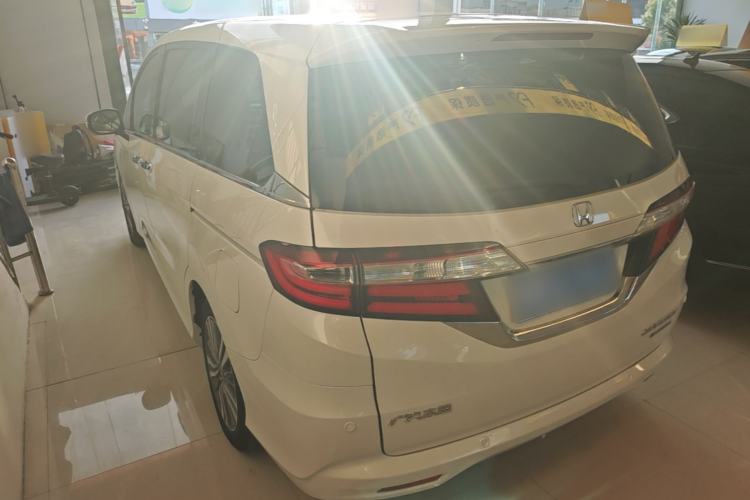 Used Honda Odyssey 2018 2.4L Luxury Edition Rear Left 45 Deg