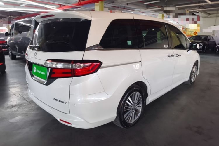 Used Honda Odyssey 2018 2.4L Luxury Edition Rear Right 45 Deg
