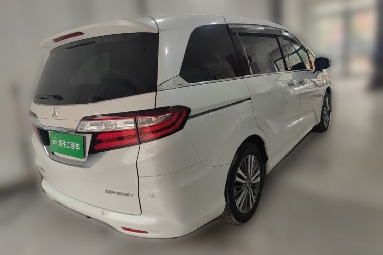 Used Honda Odyssey 2018 2.4L Smart Edition Rear Right 45 Deg