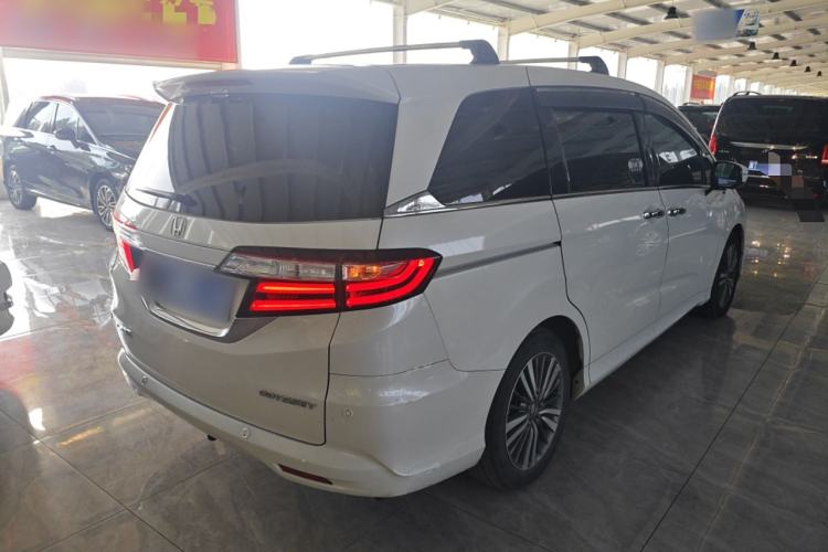 Used Honda Odyssey 2018 2.4L Smart Edition Rear Right 45 Deg
