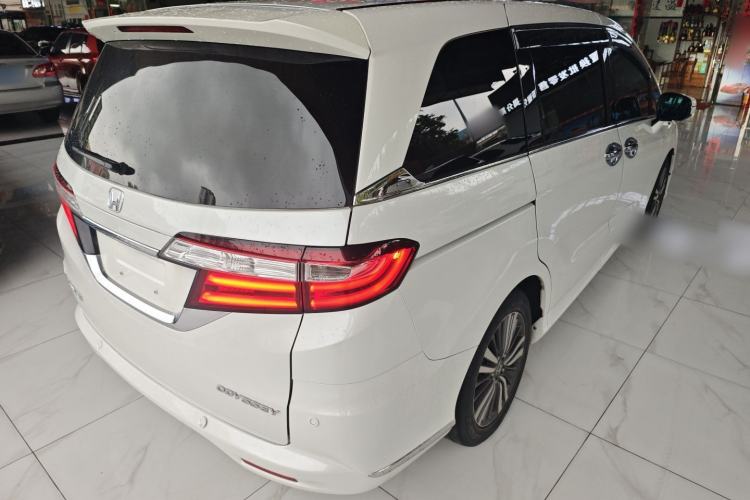 Used Honda Odyssey 2018 2.4L Smart Edition Rear Right 45 Deg