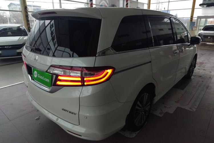 Used Honda Odyssey 2018 2.4L Smart Edition Rear Right 45 Deg