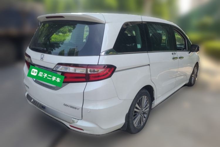 Used Honda Odyssey 2018 2.4L Luxury Edition Rear Right 45 Deg
