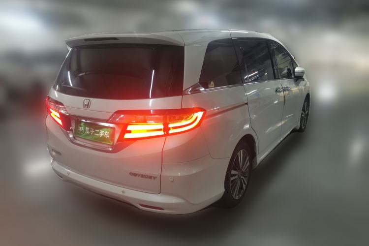 Used Honda Odyssey 2018 2.4L Smart Edition Rear Right 45 Deg