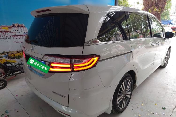 Used Honda Odyssey 2018 2.4L Smart Edition Rear Right 45 Deg
