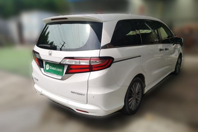 Used Honda Odyssey 2018 2.4L Comfort Version Rear Right 45 Deg