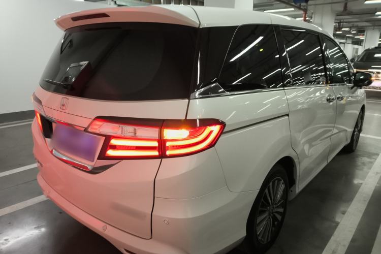 Used Honda Odyssey 2018 2.4L Smart Edition Rear Right 45 Deg