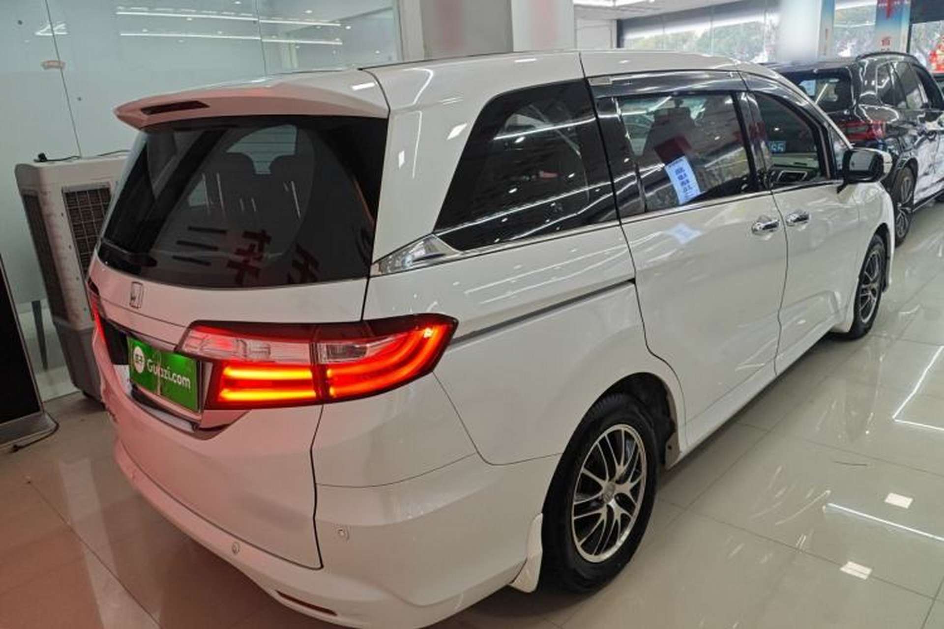 Used Honda Odyssey 2018 2.4L Comfort Version Rear Right 45 Deg