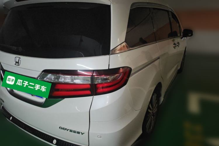 Used Honda Odyssey 2018 2.4L Smart Edition Rear Right 45 Deg