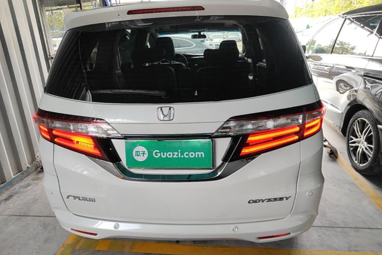 Used Honda Odyssey 2018 2.4L Luxury Edition Rear
