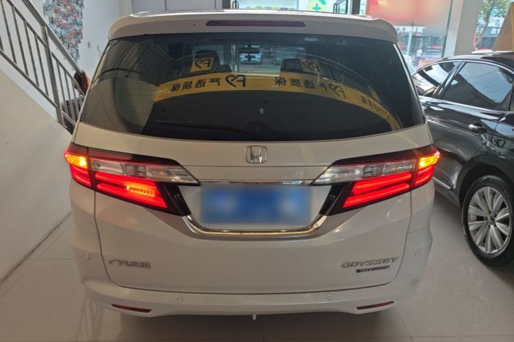 Used Honda Odyssey 2018 2.4L Luxury Edition Rear