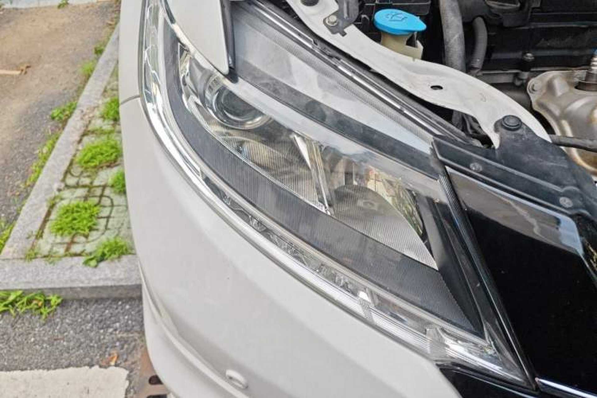 Used Honda Odyssey 2018 2.4L Luxury Edition Right Front Headlight