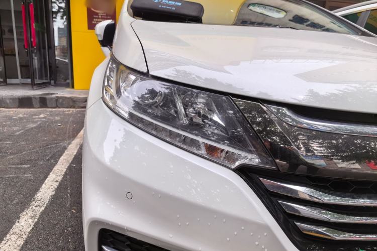 Used Honda Odyssey 2018 2.4L Luxury Edition Right Front Headlight