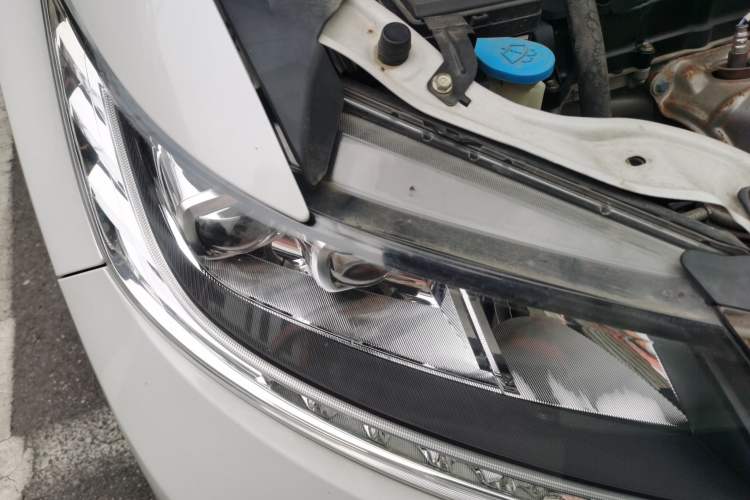 Used Honda Odyssey 2018 2.4L Smart Edition Right Front Headlight