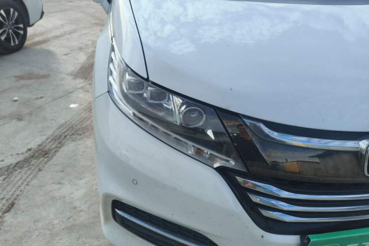 Used Honda Odyssey 2018 2.4L Smart Edition Right Front Headlight