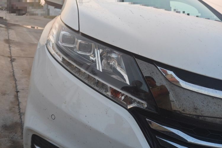 Used Honda Odyssey 2018 2.4L Smart Edition Right Front Headlight