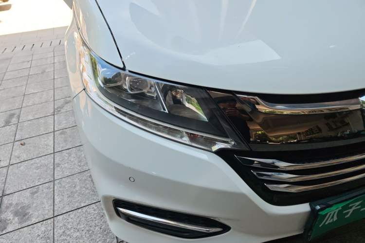 Used Honda Odyssey 2018 2.4L Smart Edition Right Front Headlight