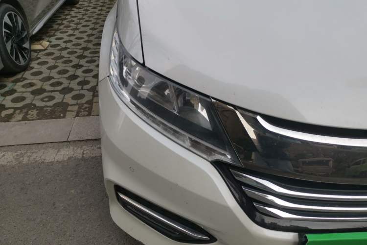 Used Honda Odyssey 2018 2.4L Luxury Edition Right Front Headlight