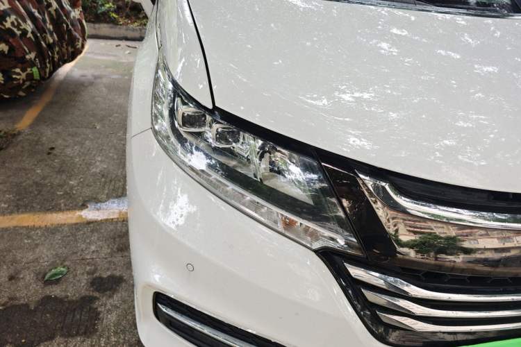 Used Honda Odyssey 2018 2.4L Smart Edition Right Front Headlight