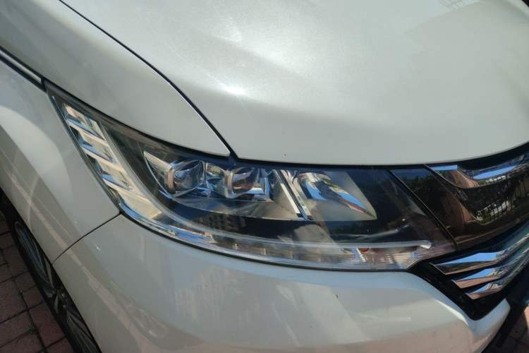 Used Honda Odyssey 2018 2.4L Smart Edition Right Front Headlight