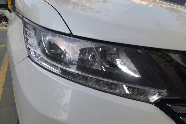 Used Honda Odyssey 2018 2.4L Smart Edition Right Front Headlight
