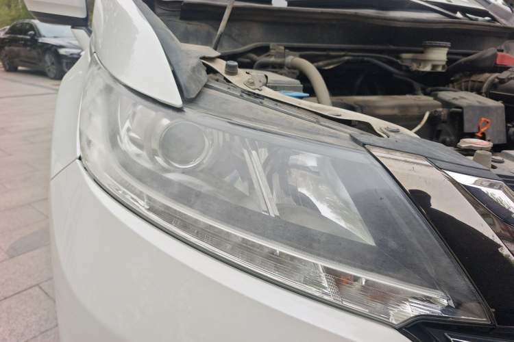 Used Honda Odyssey 2018 2.4L Luxury Edition Right Front Headlight