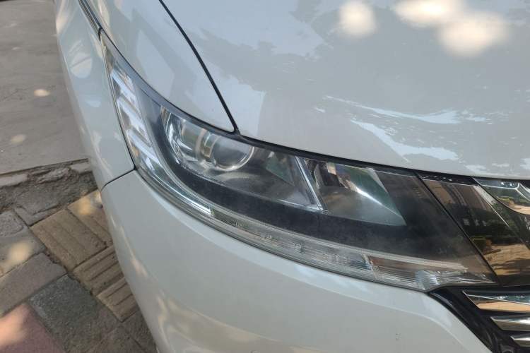 Used Honda Odyssey 2018 2.4L Luxury Edition Right Front Headlight