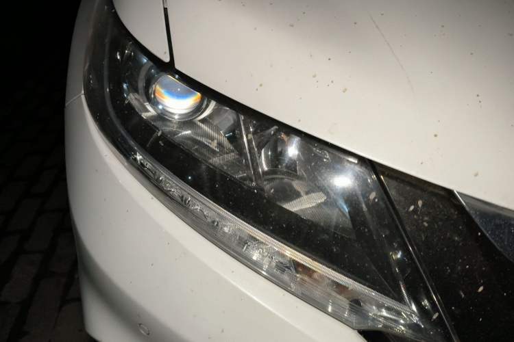 Used Honda Odyssey 2018 2.4L Luxury Edition Right Front Headlight