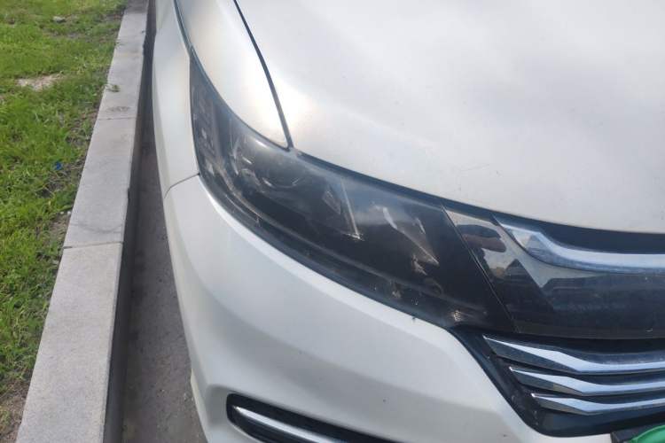 Used Honda Odyssey 2018 2.4L Luxury Edition Right Front Headlight