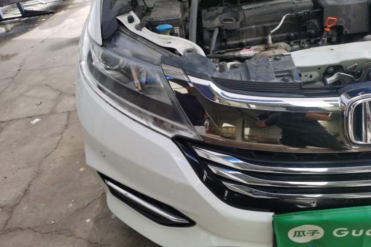 Used Honda Odyssey 2018 2.4L Comfort Version Right Front Headlight