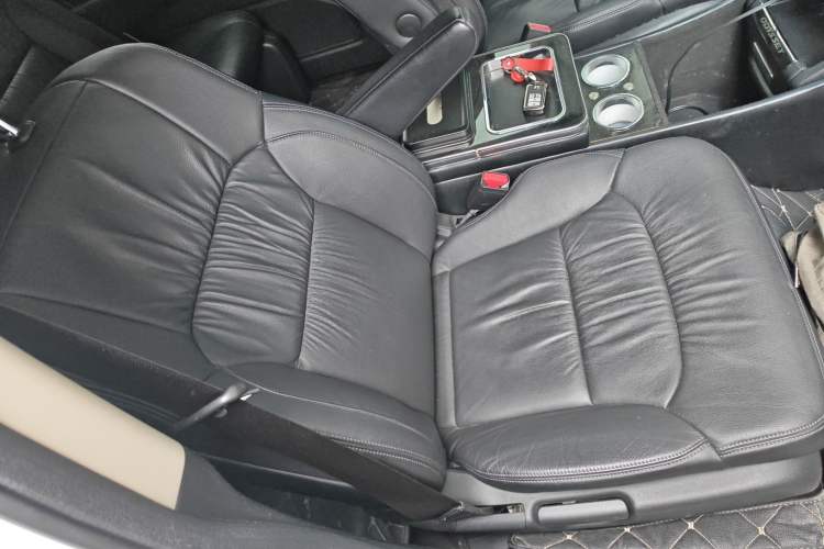 Used Honda Odyssey 2018 2.4L Luxury Edition Right Front Seat
