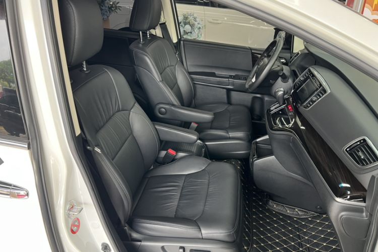 Used Honda Odyssey 2018 2.4L Smart Edition Right Front Seat
