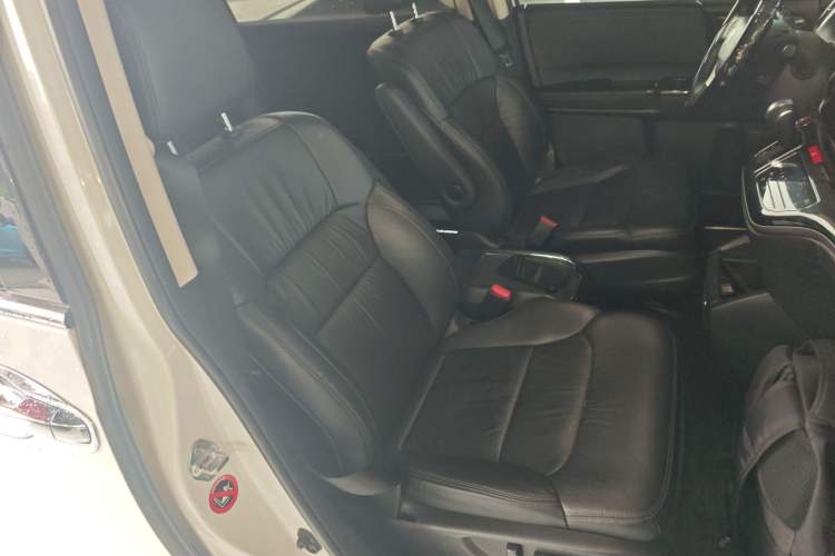 Used Honda Odyssey 2018 2.4L Smart Edition Right Front Seat