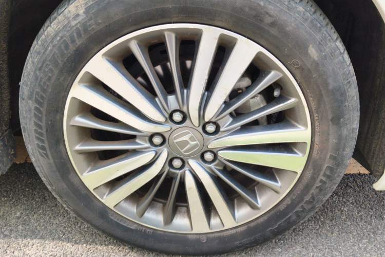 Used Honda Odyssey 2018 2.4L Supreme Edition Right Front Wheel Hub