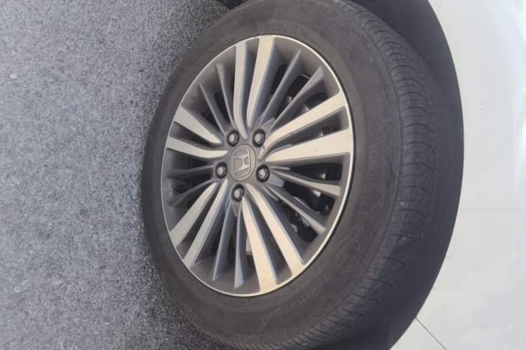 Used Honda Odyssey 2018 2.4L Smart Edition Right Front Wheel Hub