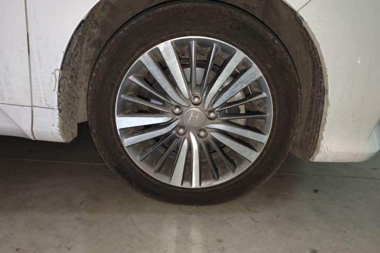 Used Honda Odyssey 2018 2.4L Smart Edition Right Front Wheel Hub