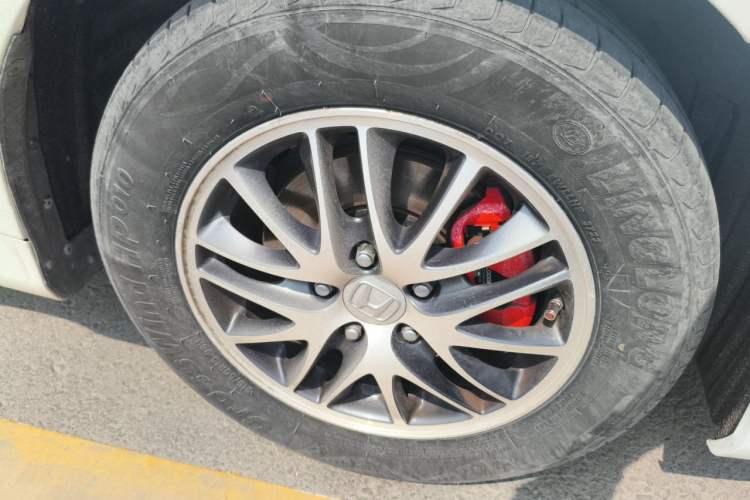 Used Honda Odyssey 2018 2.4L Comfort Version Right Front Wheel Hub