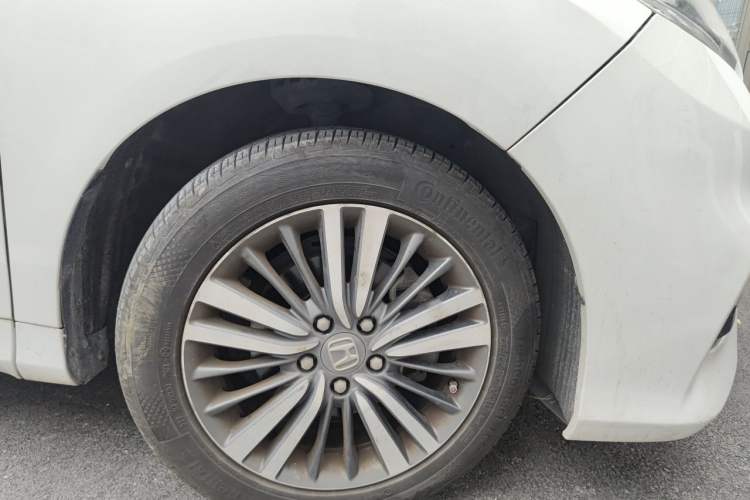 Used Honda Odyssey 2018 2.4L Smart Edition Right Front Wheel Hub