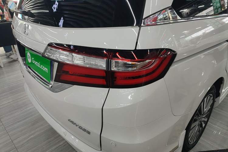 Used Honda Odyssey 2018 2.4L Luxury Edition Right Rear Taillight