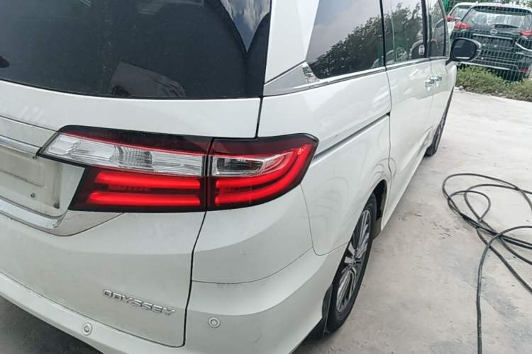 Used Honda Odyssey 2018 2.4L Prestige Edition Right Rear Taillight