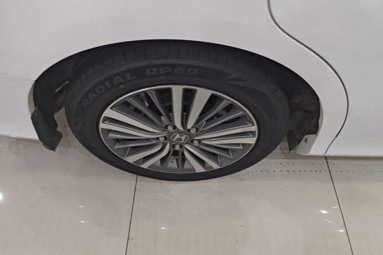 Used Honda Odyssey 2018 2.4L Luxury Edition Right Rear Wheel Hub