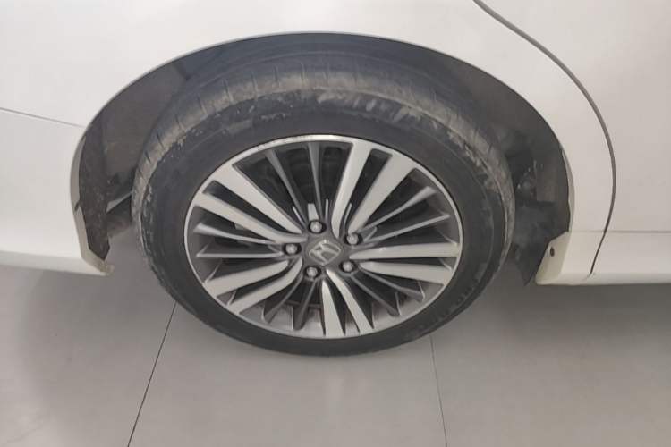 Used Honda Odyssey 2018 2.4L Smart Edition Right Rear Wheel Hub