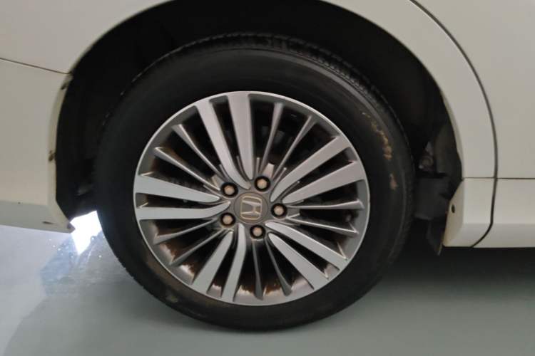 Used Honda Odyssey 2018 2.4L Luxury Edition Right Rear Wheel Hub