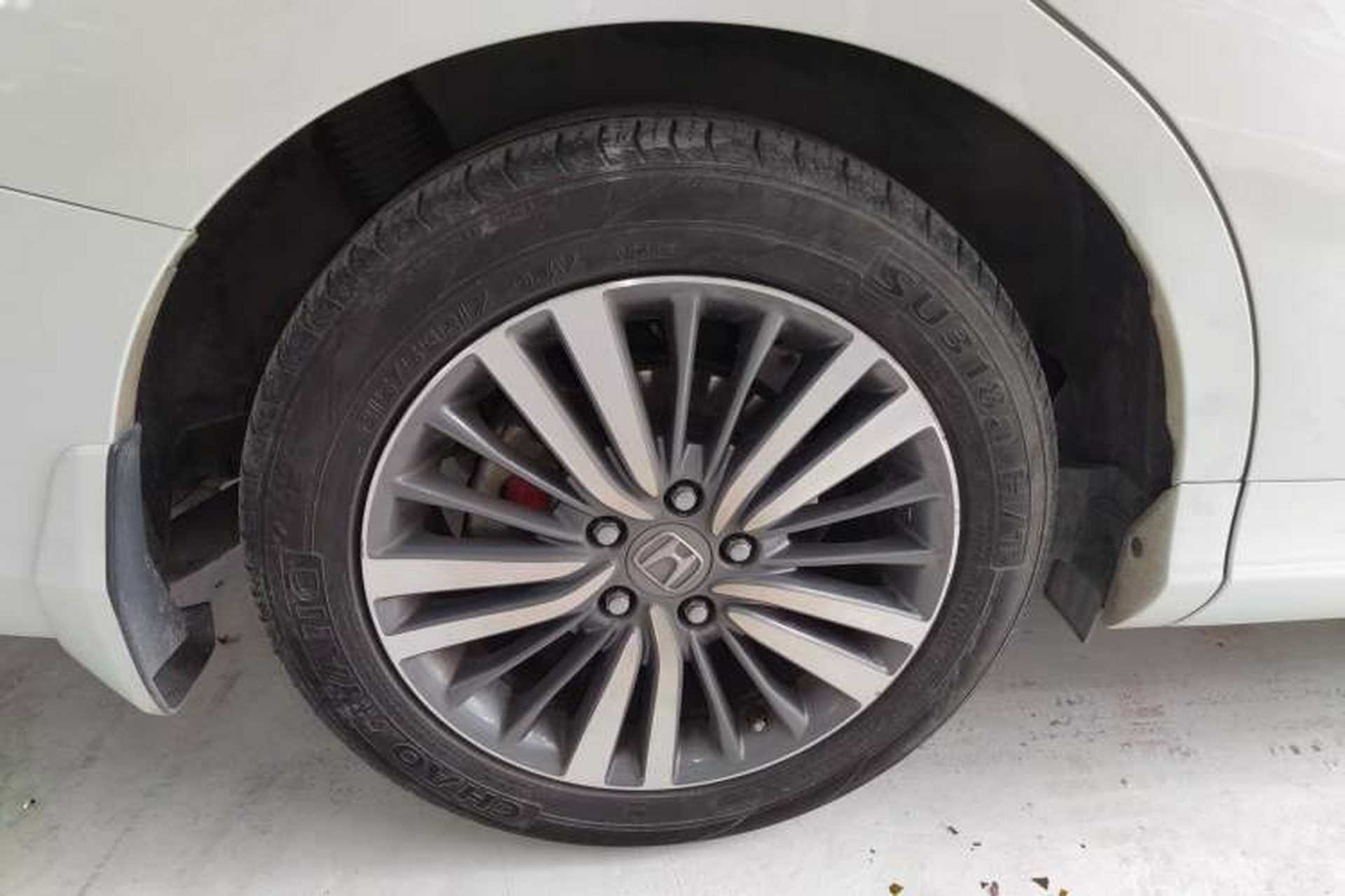 Used Honda Odyssey 2018 2.4L Smart Edition Right Rear Wheel Hub