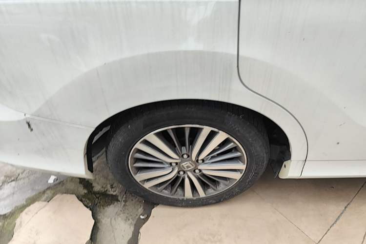 Used Honda Odyssey 2018 2.4L Luxury Edition Right Rear Wheel Hub