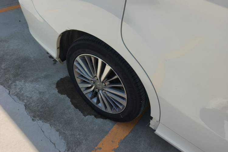 Used Honda Odyssey 2018 2.4L Luxury Edition Right Rear Wheel Hub