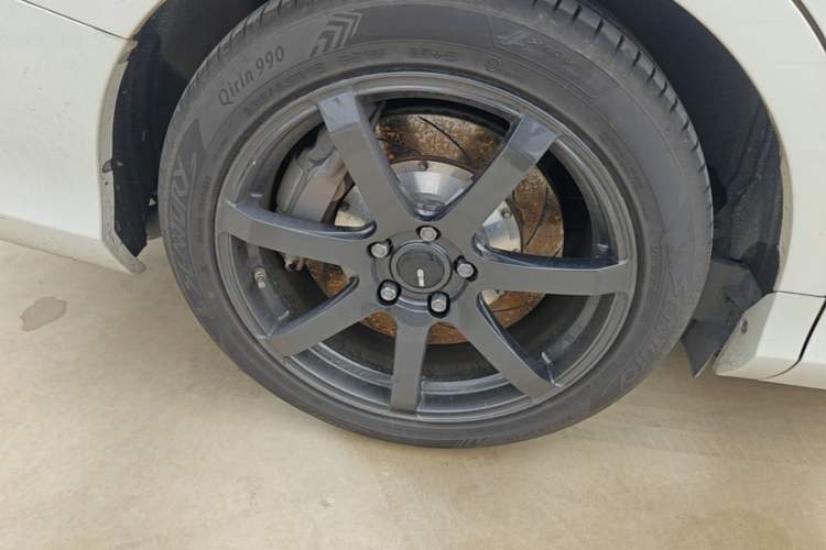 Used Honda Odyssey 2018 2.4L Smart Edition Right Rear Wheel Hub